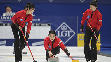 书写新的历 书写新的历